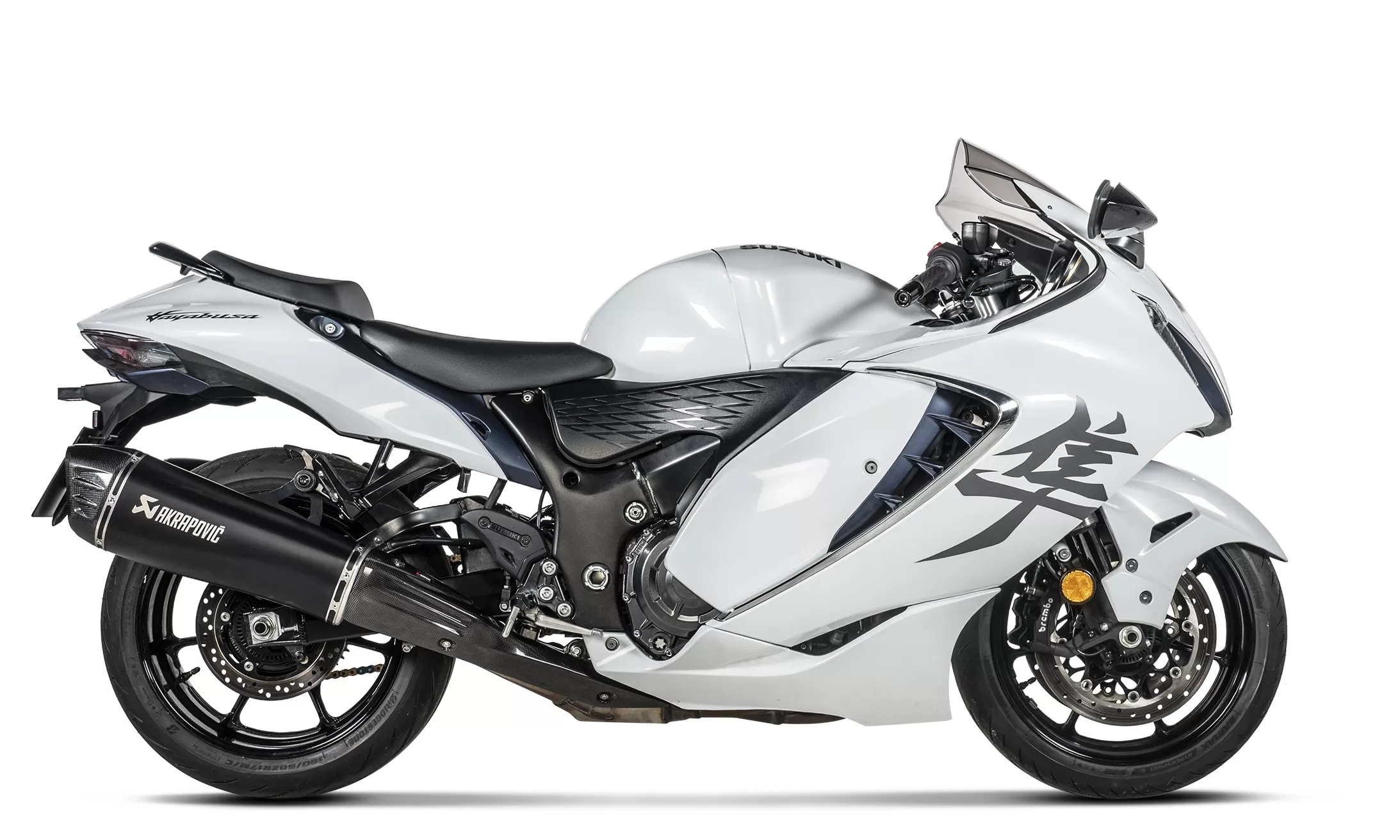 Akrapovic Slip-On Exhaust Suzuki Hayabusa 2022-2023 Black Aluminum/Carbon Fiber [Open Box] - Image 2